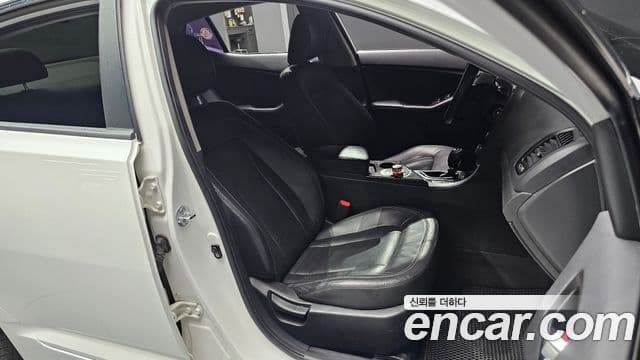 Kia K5 Prestige, 2012 11