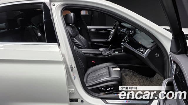 BMW 5시리즈 (G30) 523d M Sport, 2021 10