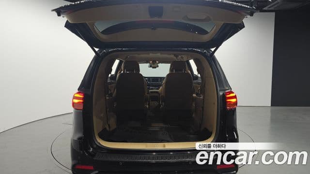 Kia The / новый New Carnival President, 2020 20