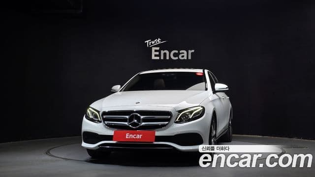 Mercedes-Benz E-класс W213 Avantgarde, 2019 3