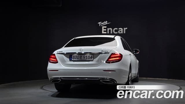 Mercedes-Benz E-класс W213 Avantgarde, 2019 4