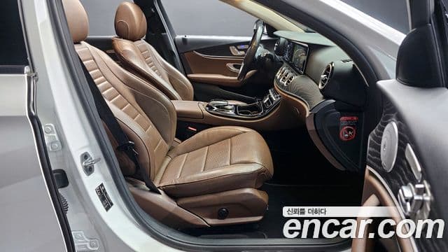 Mercedes-Benz E-класс W213 Avantgarde, 2019 11