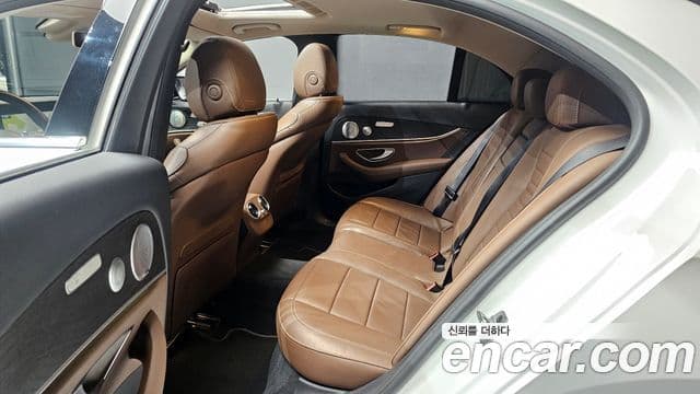 Mercedes-Benz E-класс W213 Avantgarde, 2019 13