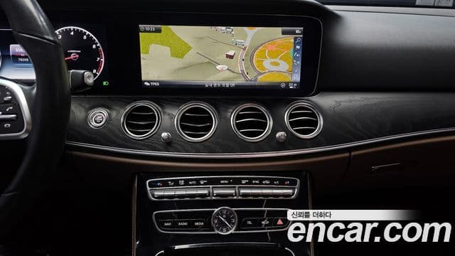 Mercedes-Benz E-класс W213 Avantgarde, 2019 15