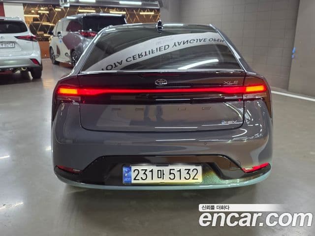 Toyota 프리우스 5세대 2.0 XLE, 2024 3