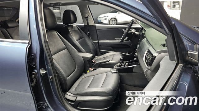 Kia Stonic Prestige, 2018 10