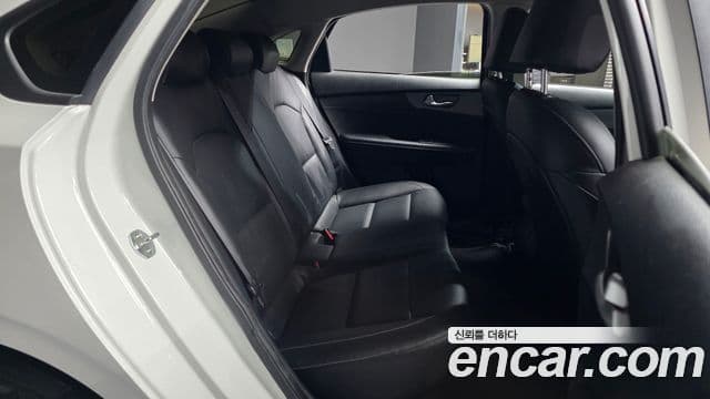 Kia All New K3 Trendy, 2019 12