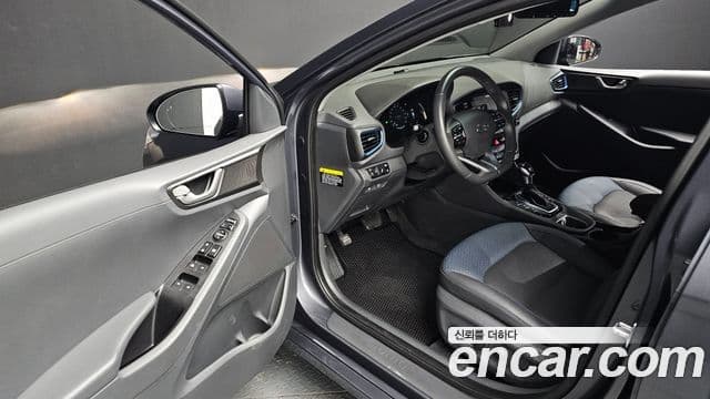 Hyundai Ioniq гибрид, 2019 11