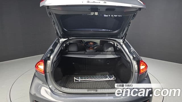 Hyundai Ioniq гибрид, 2019 20