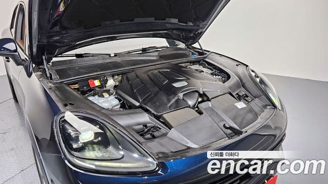 Porsche Cayenne (PO536) 3.0 купе, 2022 6