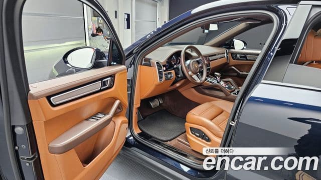 Porsche Cayenne (PO536) 3.0 купе, 2022 11