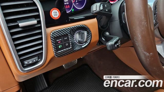 Porsche Cayenne (PO536) 3.0 купе, 2022 15