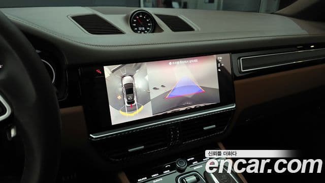 Porsche Cayenne (PO536) 3.0 купе, 2022 16