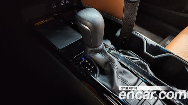 Toyota 캠리 (XV80) 2.5 XLE гибрид, 2025 9