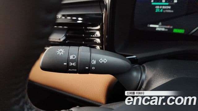 Toyota 캠리 (XV80) 2.5 XLE гибрид, 2025 14