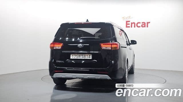 Kia All New Carnival Noblesse, 2018 4