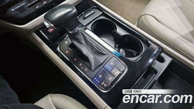 Kia All New Carnival Noblesse, 2018 9