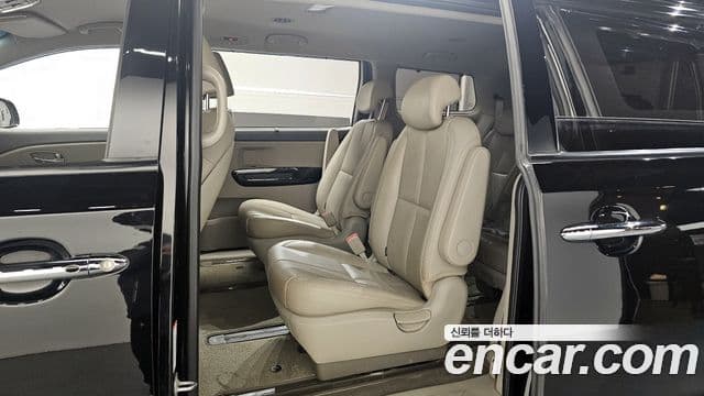 Kia All New Carnival Noblesse, 2018 11