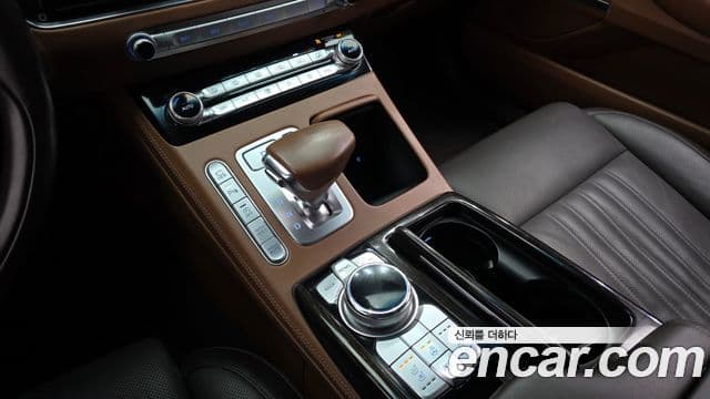 Genesis G90 Luxury, 2019 9