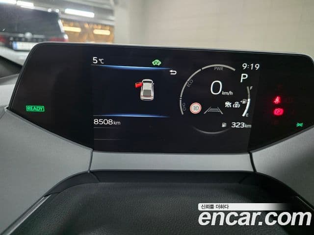 Toyota 프리우스 5세대 2.0 XLE, 2024 14