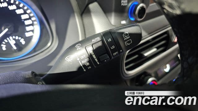 Hyundai Kona Modern tech, 2018 18