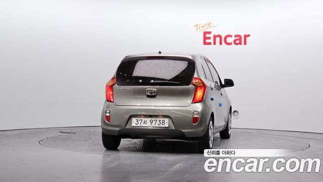 Kia All New Morning Deluxe, 2012 4