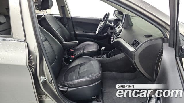 Kia All New Morning Deluxe, 2012 11