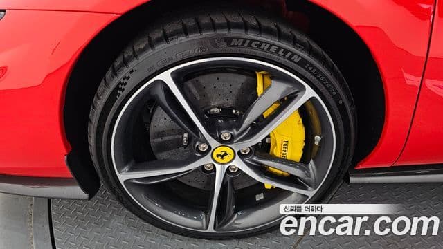 Ferrari 296 GTB 3.0 V6, 2023 все фото