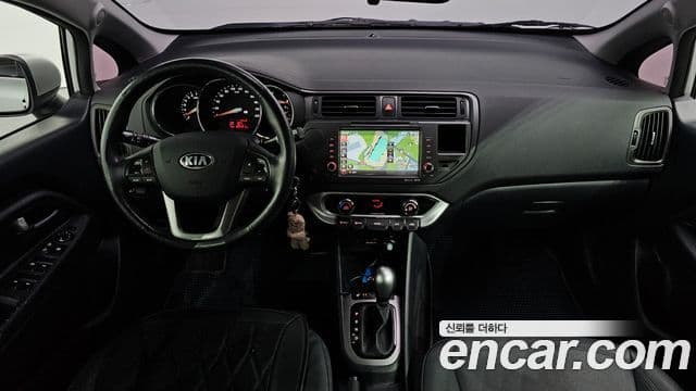 Kia All New Pride Deluxe, 2014 7