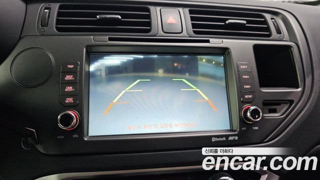 Kia All New Pride Deluxe, 2014 16