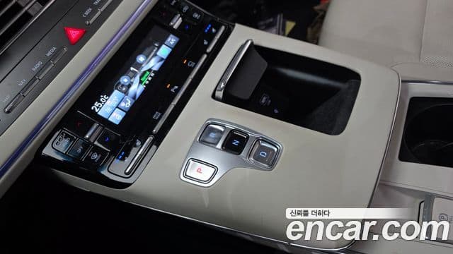 Hyundai The / новый New Grandeur IG гибрид Le Blanc, 2022 9