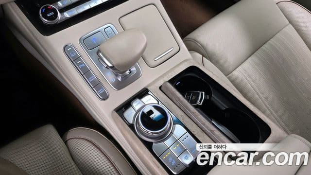 Genesis G90 Prestige, 2021 9