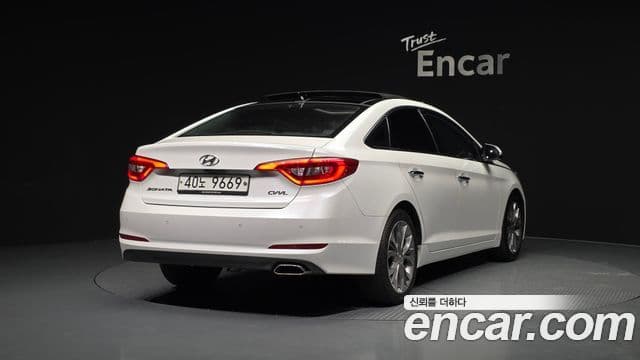 Hyundai LF Sonata Premium, 2015 2