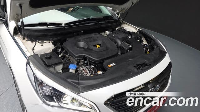 Hyundai LF Sonata Premium, 2015 6