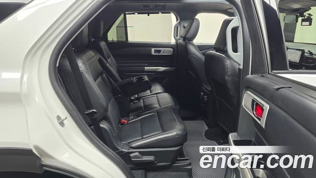 Ford Explorer 6세대, 2021 12