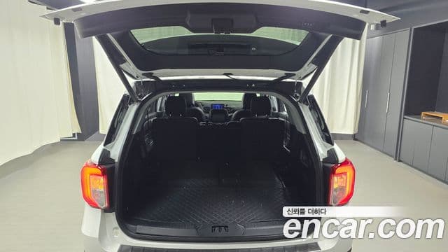 Ford Explorer 6세대, 2021 20