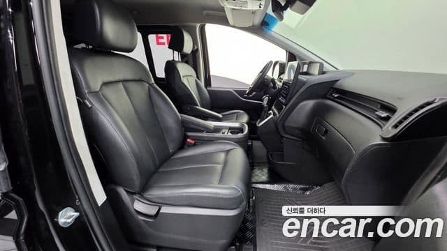 Hyundai Staria Modern, 2022 10