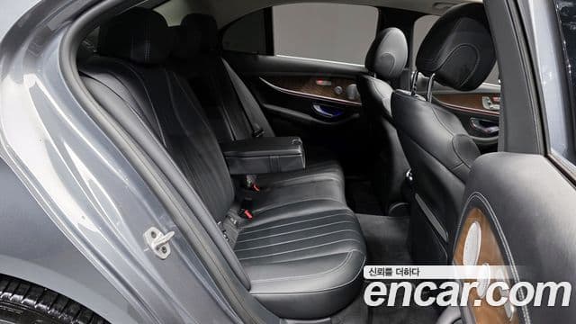 Mercedes-Benz E-класс W213 Exclusive, 2020 12