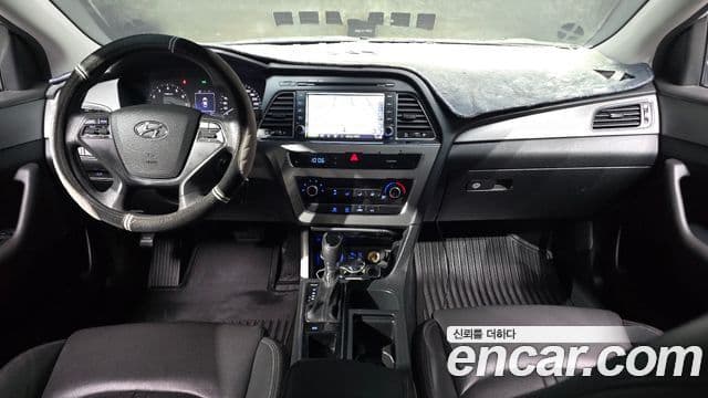 Hyundai LF Sonata Style, 2015 7