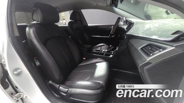 Hyundai LF Sonata Style, 2015 11