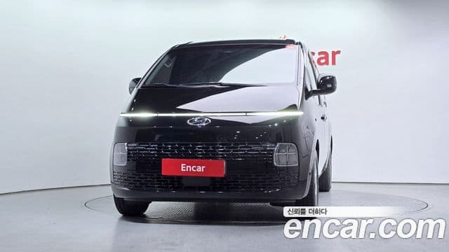 Hyundai Staria Modern, 2023 3