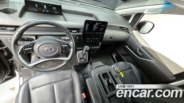 Hyundai Staria Modern, 2023 7