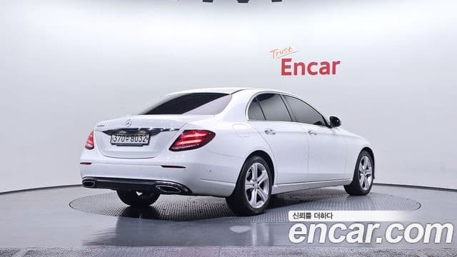 Mercedes-Benz E-класс W213 Avantgarde, 2017 2