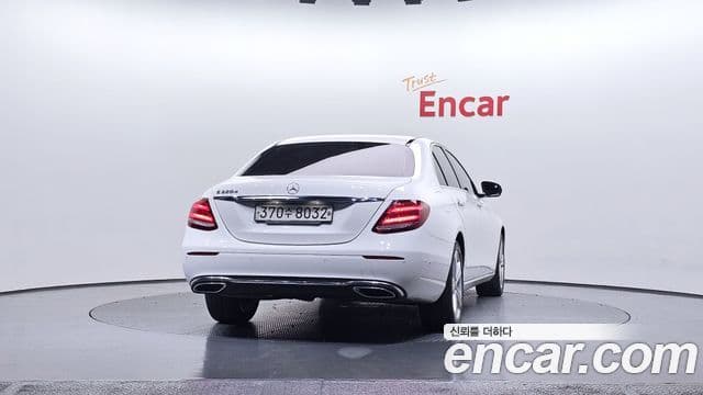Mercedes-Benz E-класс W213 Avantgarde, 2017 4