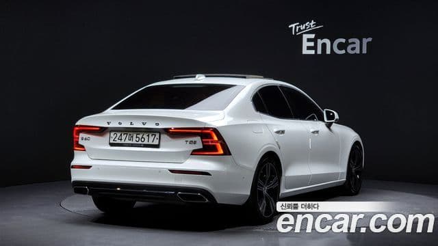 Volvo S60 3세대 T5 Inscription, 2020 2