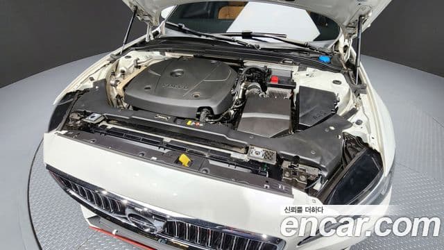 Volvo S60 3세대 T5 Inscription, 2020 6