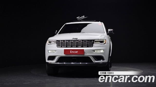 Jeep Grand Cherokee WK2, 2021 3