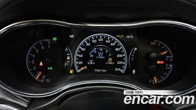 Jeep Grand Cherokee WK2, 2021 8