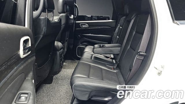 Jeep Grand Cherokee WK2, 2021 12