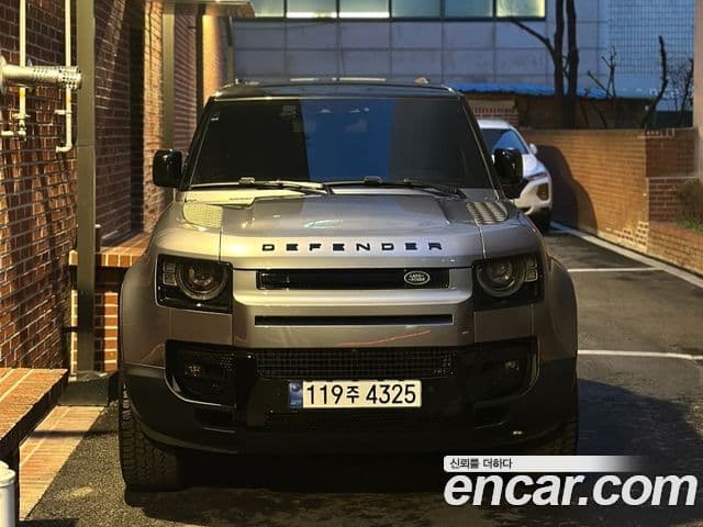 Land Rover Defender (L663) 90 D250 SE, 2023 4